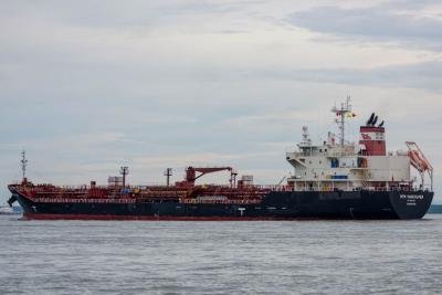 Strait of Hormuz fuel prices stay high as war costs push crude shipping from $2 to $33 a barrel