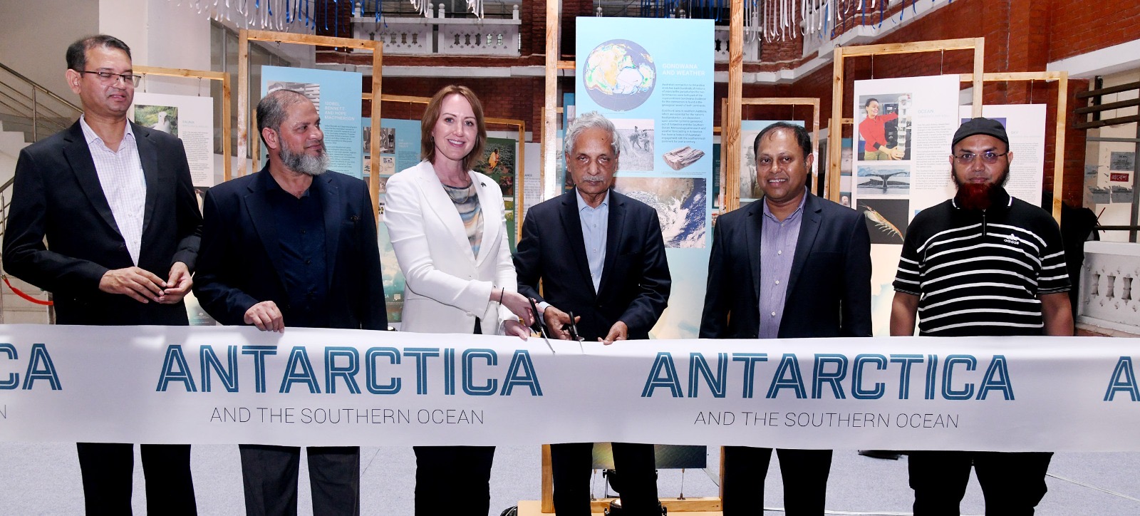 Culture Minister Nitai Roy Chowdhury inaugurates joint photo exhibition on 'Antarctica and Climate Change' at Dhaka University