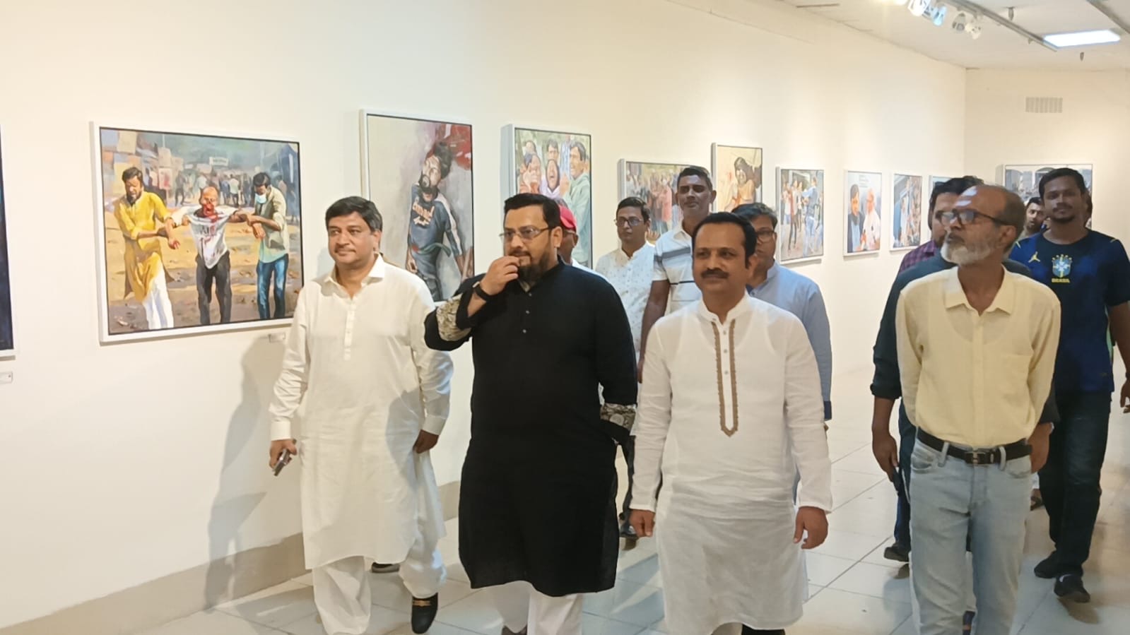 তরুণ শিল্পীদের তুলির আঁচড় আমাদের অদম্য সাহস ও আত্মত্যাগের ইতিহাস স্মরণ করিয়ে দেয়: প্রতিমন্ত্রী ব্যারিস্টার মীর হেলাল